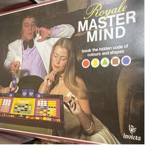Vintage Royale Master Mind Board Game‎ Invicta 1975 Deduction Strategy Colors